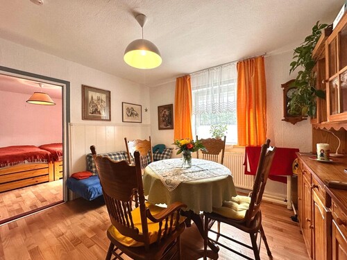 Wohnzimmer - 4 Zimmer Doppelhaushälfte zum Kaufen in Eggesin