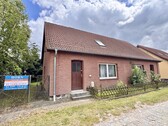 Hausansicht - 4 Zimmer Einfamilienhaus zum Kaufen in Neubrandenburg