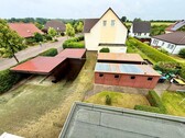 Carport und Gartenschuppen - 3 Zimmer Maisonettenwohnung in Neubrandenburg