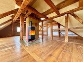 Dachgeschoss mit Kamin - 