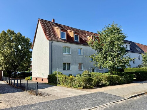 Mehrfamilienhaus - 3 Zimmer Etagenwohnung zum Kaufen in Neubrandenburg