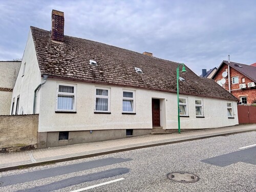 Hausansicht - 4 Zimmer Einfamilienhaus zum Kaufen in Brüssow