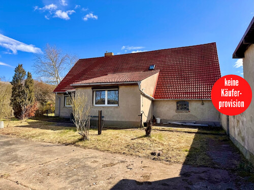 Einfamilienhaus bei Pasewalk - HORN IMMOBILIEN ++ Einfamilienhaus mit großem Grundstück dicht bei Pasewalk