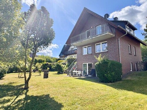 Haus mit Erholungsgrundstück - Ferienhaus mit 145,00 m² in Röbel/Müritz zum Kaufen