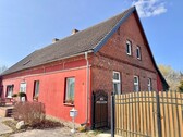 Hausansicht - 8 Zimmer Einliegerwohnung zum Kaufen in Spantekow