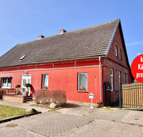 HORN IMMOBILIEN ++ RESERVIERT! Einfamilienhaus mit Einliegerwohnung in Spantekow, ruhige Lage