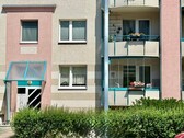 im EG (Hochparterre) - 3 Zimmer Erdgeschoßwohnung zum Kaufen in Neubrandenburg