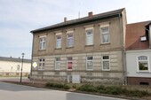 Titelbild - HORN IMMOBILIEN ++ Altentreptow vermietetes Zweifamilienhaus