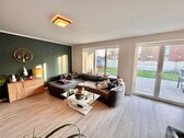 Wohnzimmer - 4 Zimmer Einfamilienhaus zum Kaufen in Neubrandenburg