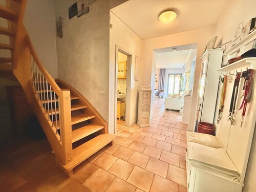 Flur EG - 6 Zimmer Burg zum Kaufen in Neubrandenburg