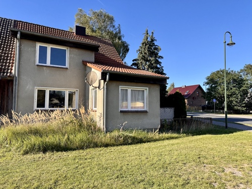 Hausansicht - 2 Zimmer Doppelhaushälfte in Rossow