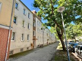 Mehrfamilienhaus - 2 Zimmer Dachgeschoßwohnung zum Kaufen in Neubrandenburg