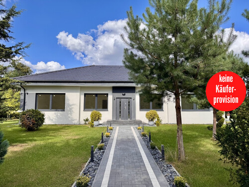 Einfamilienhaus in Viereck - HORN IMMOBILIEN ++ Haus in Viereck bei Pasewalk, Baujahr 2022, Wärmepumpe und 3-fach-Verglasung