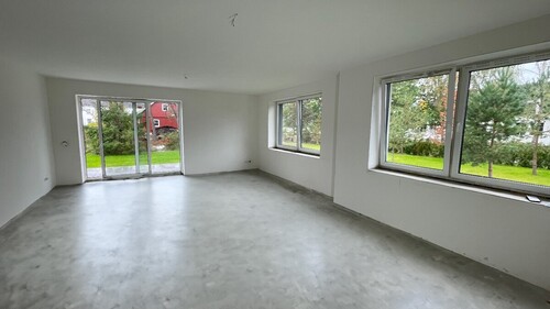 Wohnzimmer - 5 Zimmer Einfamilienhaus in Viereck