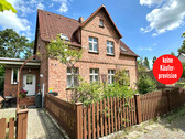 HORN IMMOBILIEN ++ 500 m bis zum Stettiner Haff, Zweifamilienhaus mit Photovoltaikanlage in Rieth - Luckow / Rieth