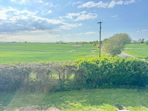 Randlage Aussicht aus dem Fenster - 5 Zimmer Einfamilienhaus zum Kaufen in Kublank