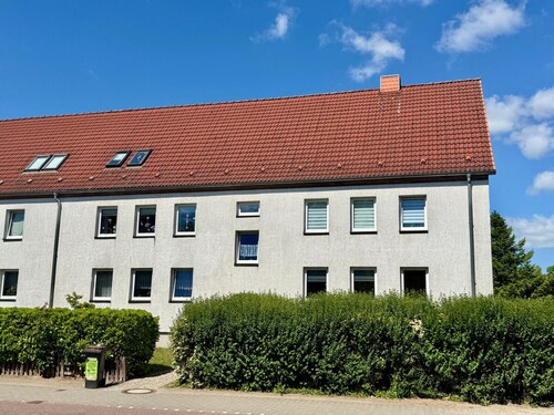 Mehrfamilienhaus - 3 Zimmer Etagenwohnung zum Kaufen in Neubrandenburg