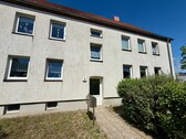 Hauseingang - 3 Zimmer Etagenwohnung in Neubrandenburg