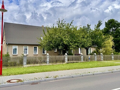 Hausansicht - 8 Zimmer Einliegerwohnung in Gartz