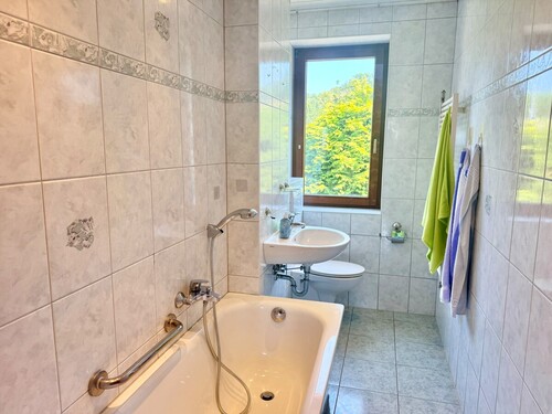 Bad 1. Wohnung - 