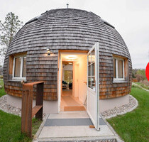 HORN IMMOBILIEN ++ Wustrow Kugelhaus am See - das 
