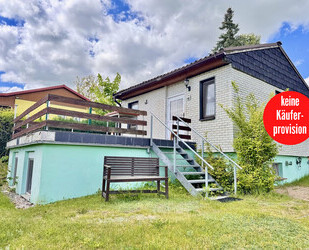 HORN IMMOBILIEN ++ RESERVIERT++ Ferienhaus am See in Lebehn bei Krackow