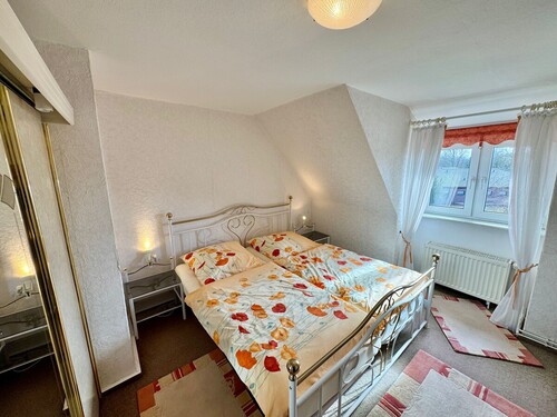 Schlafzimmer Dachgeschoss - 