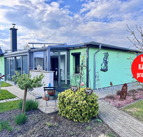 HORN IMMOBILIEN ++ Einfamilienhaus mit Wintergarten, Kamin und Gästehaus in Krugsdorf bei Pasewalk