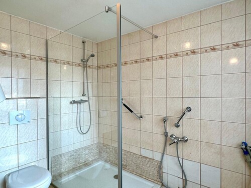 Badezimmer - 4 Zimmer Einfamilienhaus in Ducherow