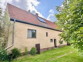 Hausansicht vom Grundstück - 7 Zimmer Einfamilienhaus in Knorrendorf / Kastorf