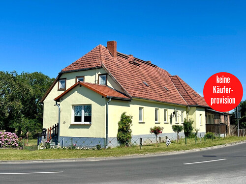 Hausansicht - HORN IMMOBILIEN + Einfamilienhaus mit Einliegerwohnung und großem Grundstück, Matzdorf bei Strasburg