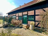 Eingangstür - 5 Zimmer Einfamilienhaus zum Kaufen in Ankershagen