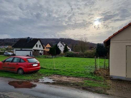 Ansicht III von Sohnreystraße aus (rechts am Bildrand die Trafostation) - 