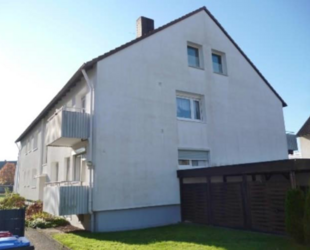 Gebotsverfahren: Erdgeschosswohnung (Erbbau) mit Garage in Hameln, OT Afferde