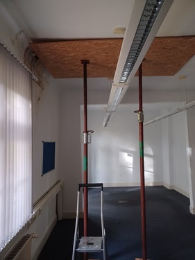 EG Raum 9 Büro 3 - 