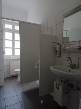 EG Raum 12 WC-Anlage H - 