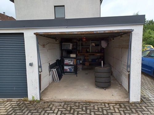 Garage - 