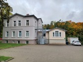 Zufahrt von der Wilhemstraße samt Stellplätzen und Garage - 
