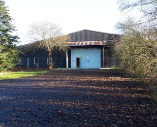 2.670 m² Kaltlagerhalle mit 100 m² Bürotrakt in Elsfleth-Moordorf