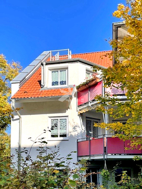 Hausansicht - Attraktive 3Raumwohnung mit TG-Stellplatz in Leipzig Nähe Auenwald