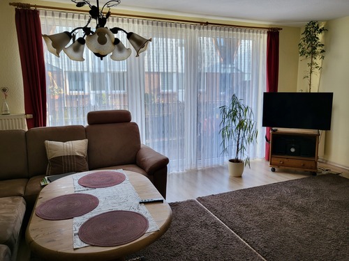 Wohnzimmer - Etagenwohnung mit 64,00 m² in Wahlstedt zum Kaufen