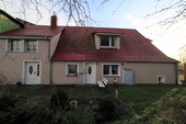 Außenansicht Front rechts - 5 Zimmer Bauernhaus, Landhaus in Dörpum