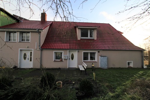 Außenansicht Front rechts - 5 Zimmer Bauernhaus, Landhaus in Dörpum