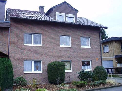 Hausansicht - Gemütliche Dachgeschosswohnung in Marl-Sinsen!