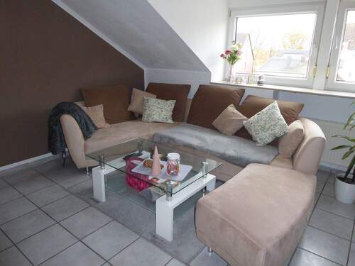 Wohnzimmer Bild 2 - 2 Zimmer Etagenwohnung in Marl