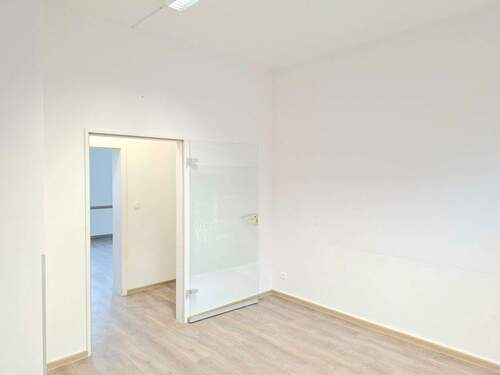 Büro 1 Bild 2 - 