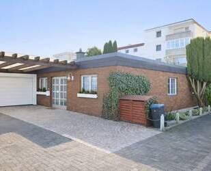 Einseitig angebauter, teilunterkellerter Bungalow mit Garage in ruhigem Stichweg auf Kaufgrundstück. - Oer-Erkenschwick Groß-Erkenschwick