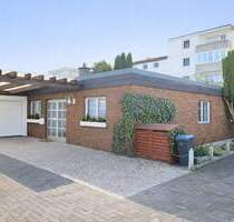 Einseitig angebauter, teilunterkellerter Bungalow mit Garage in ruhigem Stichweg auf Kaufgrundstück. - Oer-Erkenschwick Groß-Erkenschwick