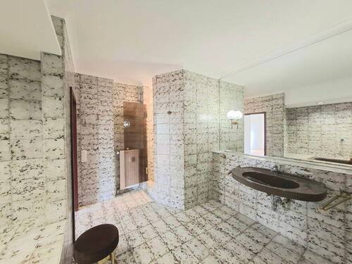 En-Suite-Bad Bild 2 - 
