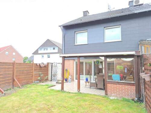 Hausrückansicht - 4 Zimmer Einfamilienhaus zum Kaufen in Castrop-Rauxel